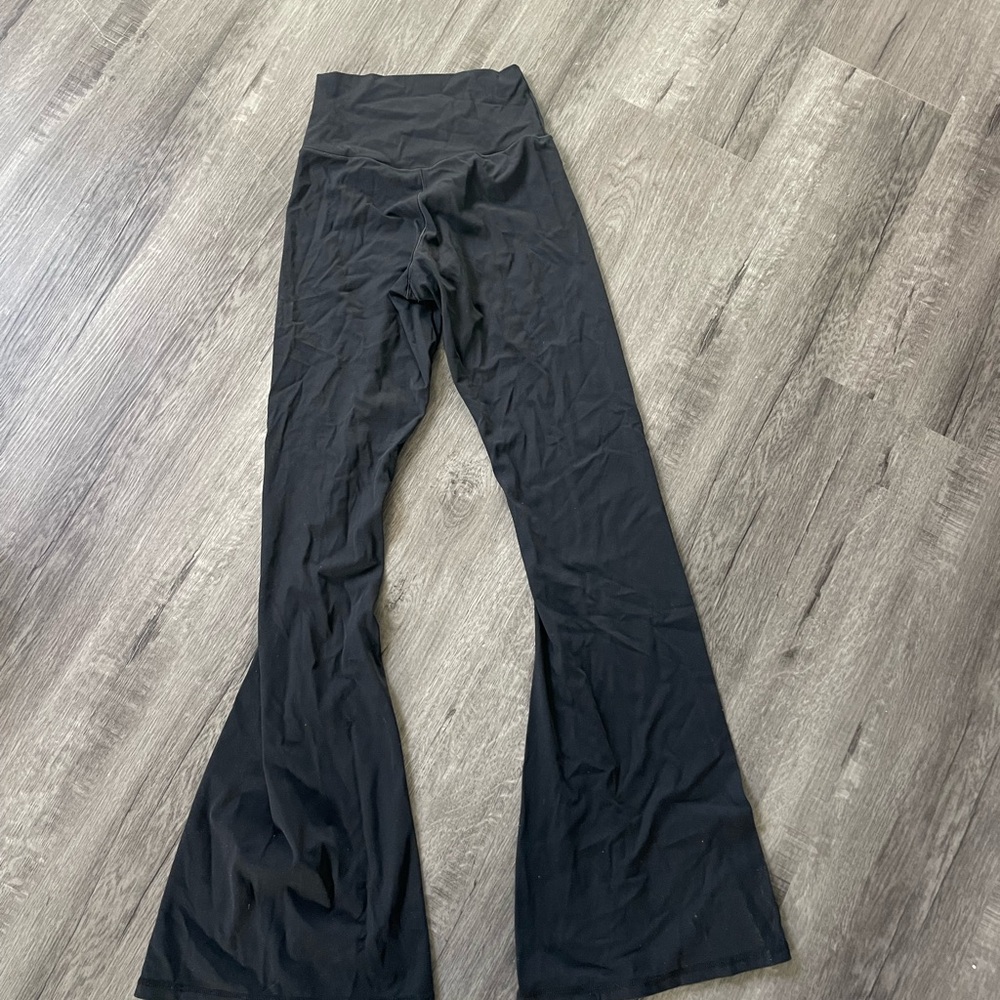 Amazon Brand Black Flared Yoga Pants